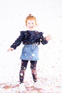 Confetti fotoshoot, feestelijke foto&#039;s, fotograaf maassluis, kinderfotograaf, kinderfeestje, kinderfeestje maassluis, kinderfeestje vlaardingen, kinderfeestje westland, kinderfeestje rotterdam, slijm feestje, jongensfeestje, unicorn kinderfeestje